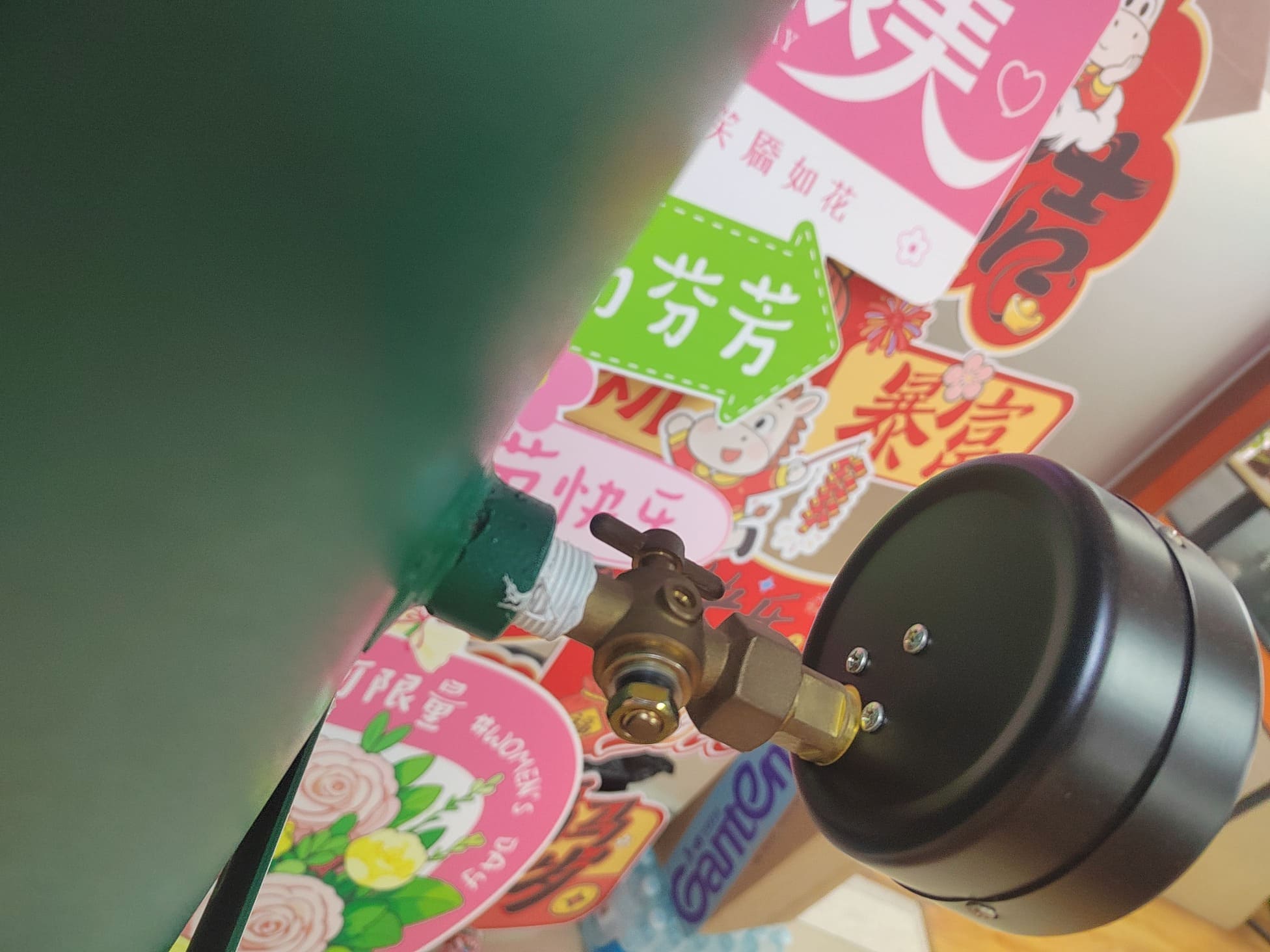 為什么儲氣罐的壓力表安裝在儲氣罐上必須用三通旋塞閥？